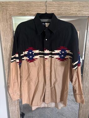 Vintage Wrangler Black and Tan Southwestern Button-Down Country Western Shirt